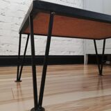 Table basse pieds compat en fer noir