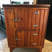 Armoire frigo en bois Vintage