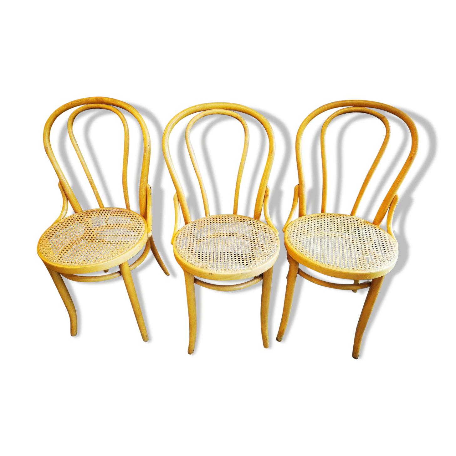 Lot trois chaise bistrot vintage miel de roseau cannage