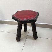 Tabouret tripode espagnol