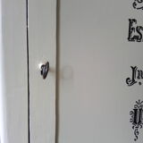 Furniture type confectionery from the 1940s