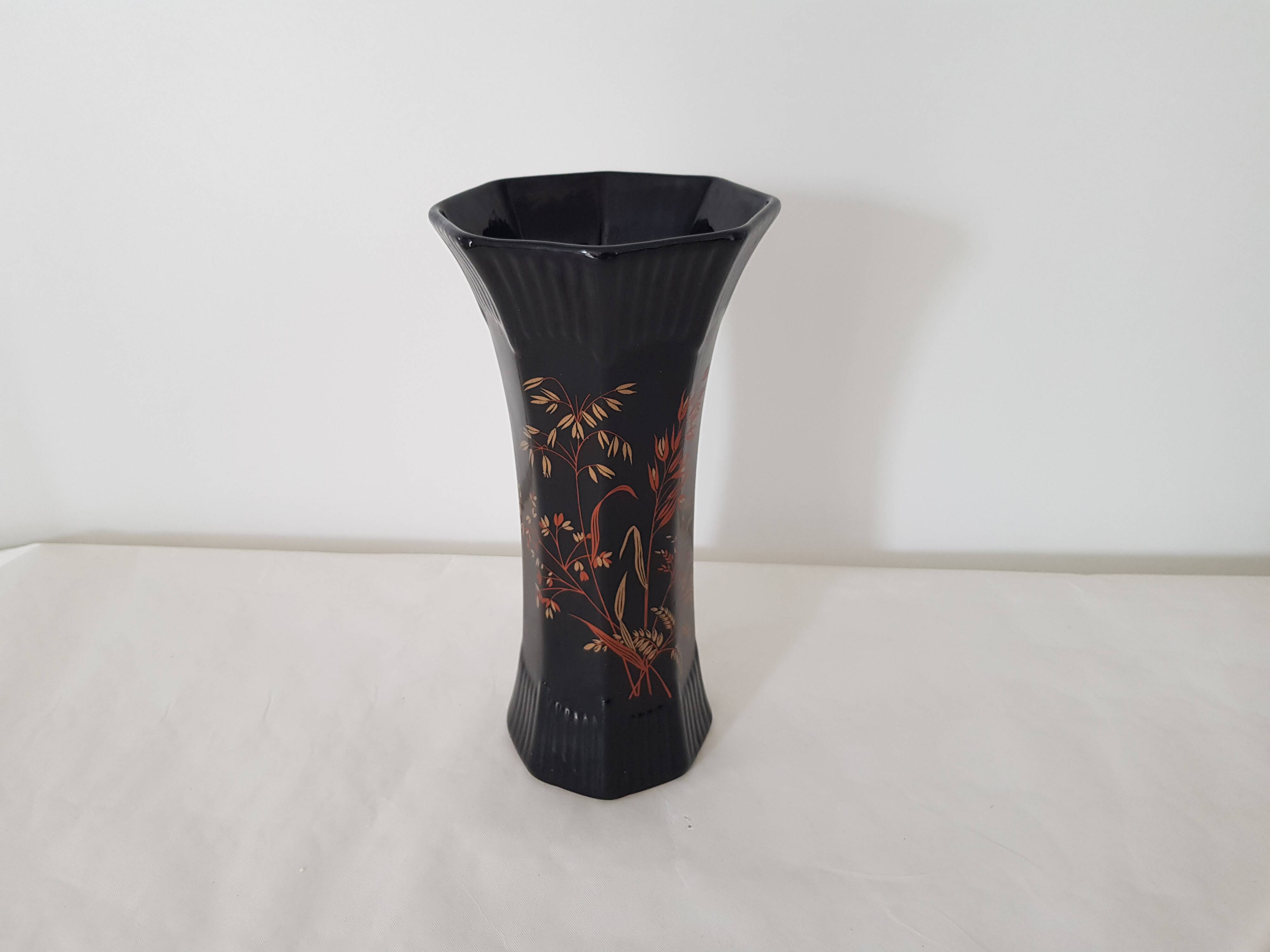 Black octagonal ceramic vase with floral pattern - Signed St Clément - vintage