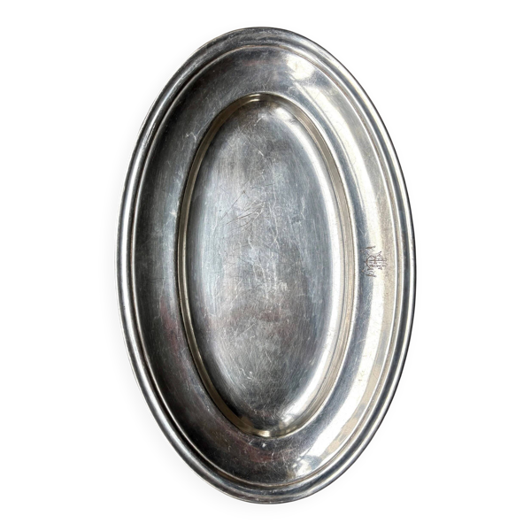 Plat ovale en métal argenté monogrammé ''EM