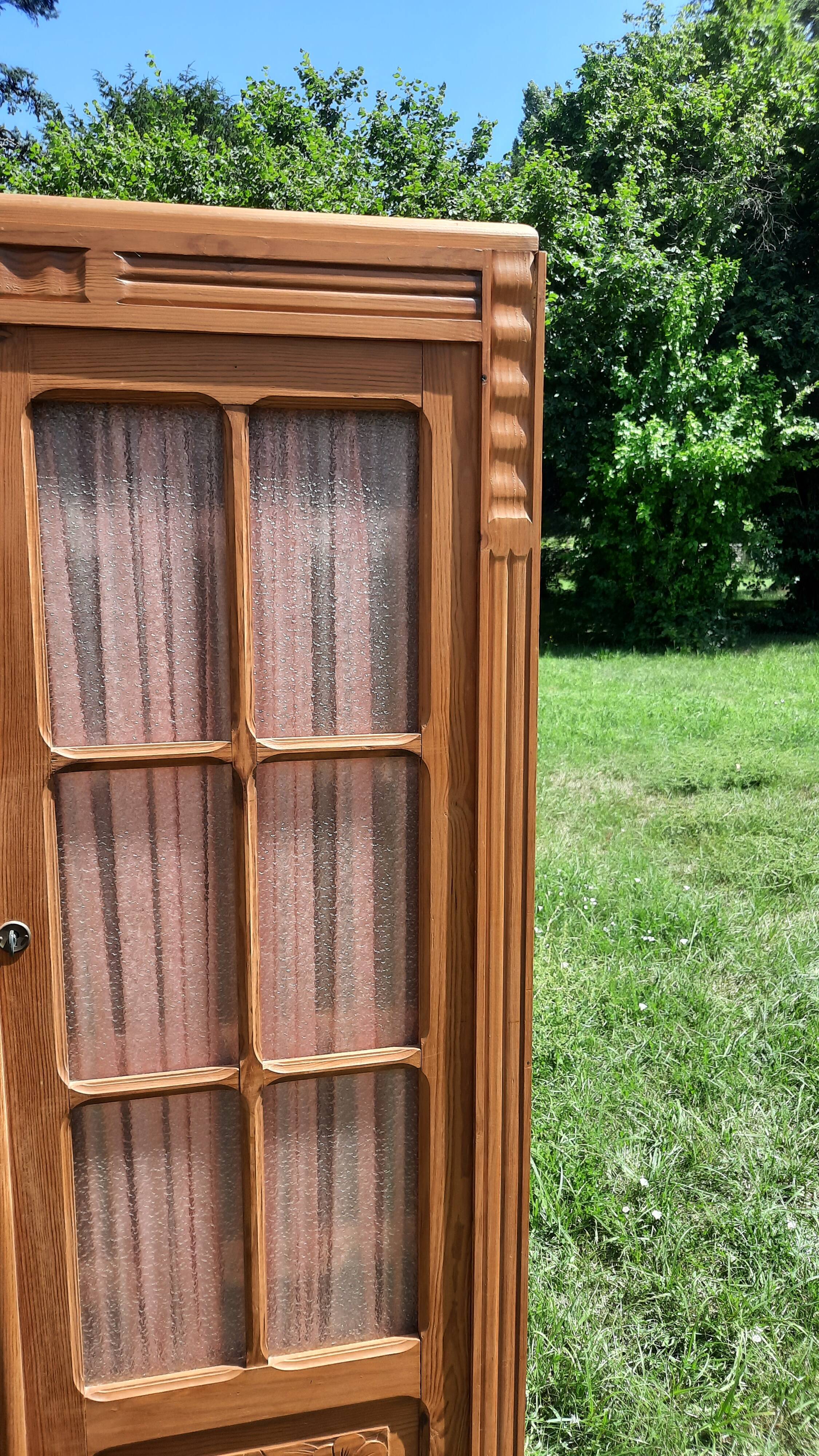 Art Deco style showcase