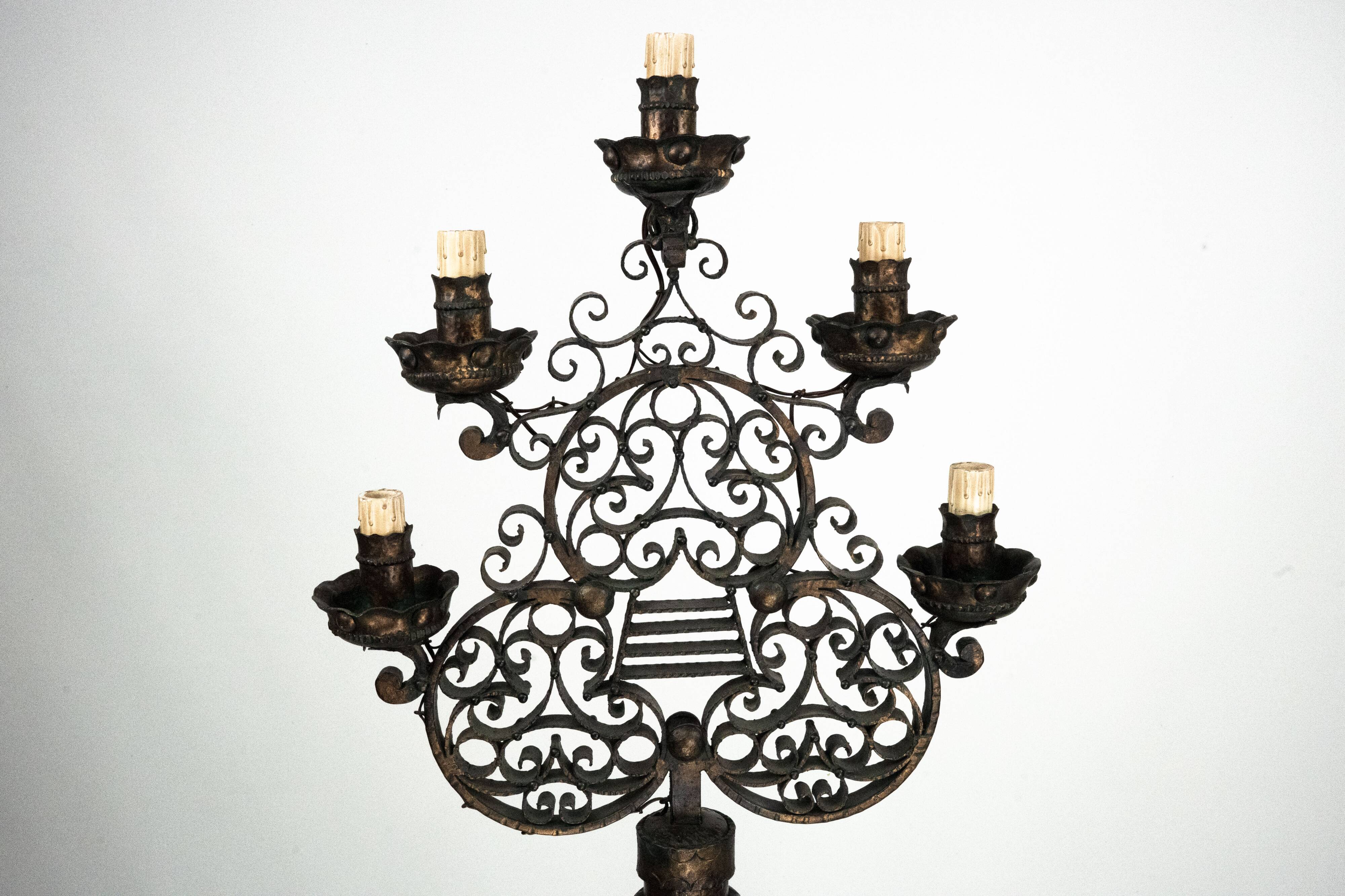 Rare Italian Brutalist floor lamp by Longobard. Italy 1970s