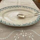 opaque porcelain dish from Gien (Montigny model)