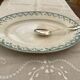 plat en porcelaine opaque de Gien ( modèle Montigny)