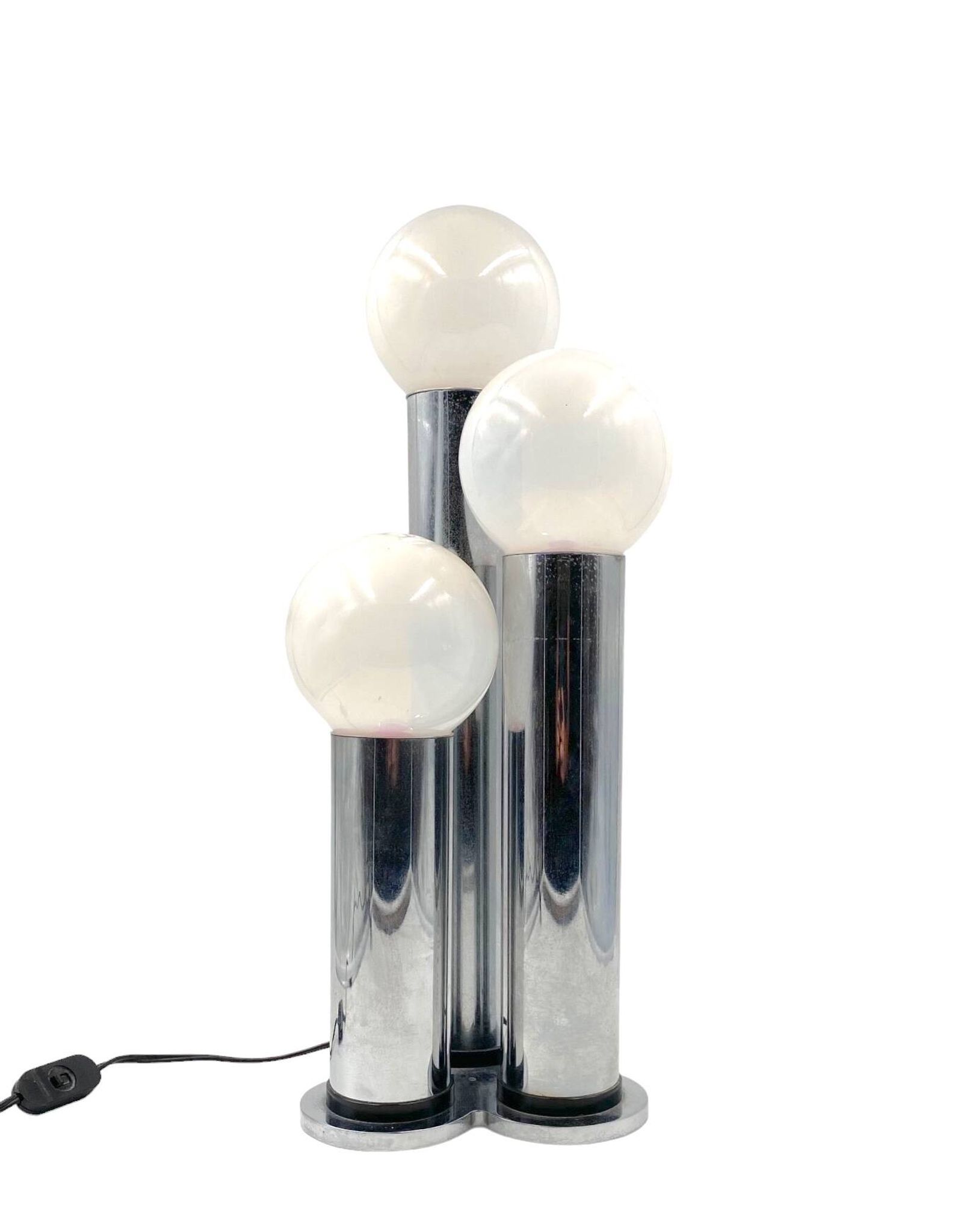 Hollywood regency 3 lights metal and opaline glass table lamp, Lama, Italy 1970s