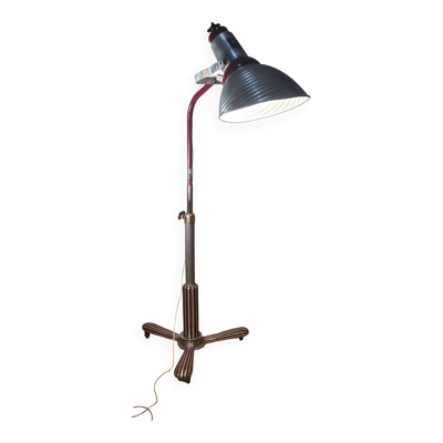 lampadaire 1940  rarestyle projecteur pieds sur roulettes  alu masif    180x110x70
