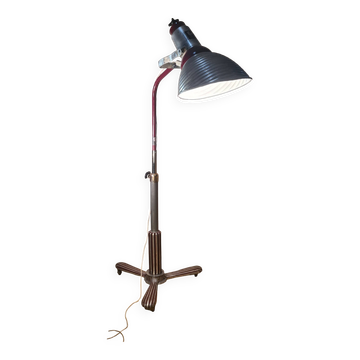 lampadaire 1940  rarestyle projecteur pieds sur roulettes  alu masif    180x110x70