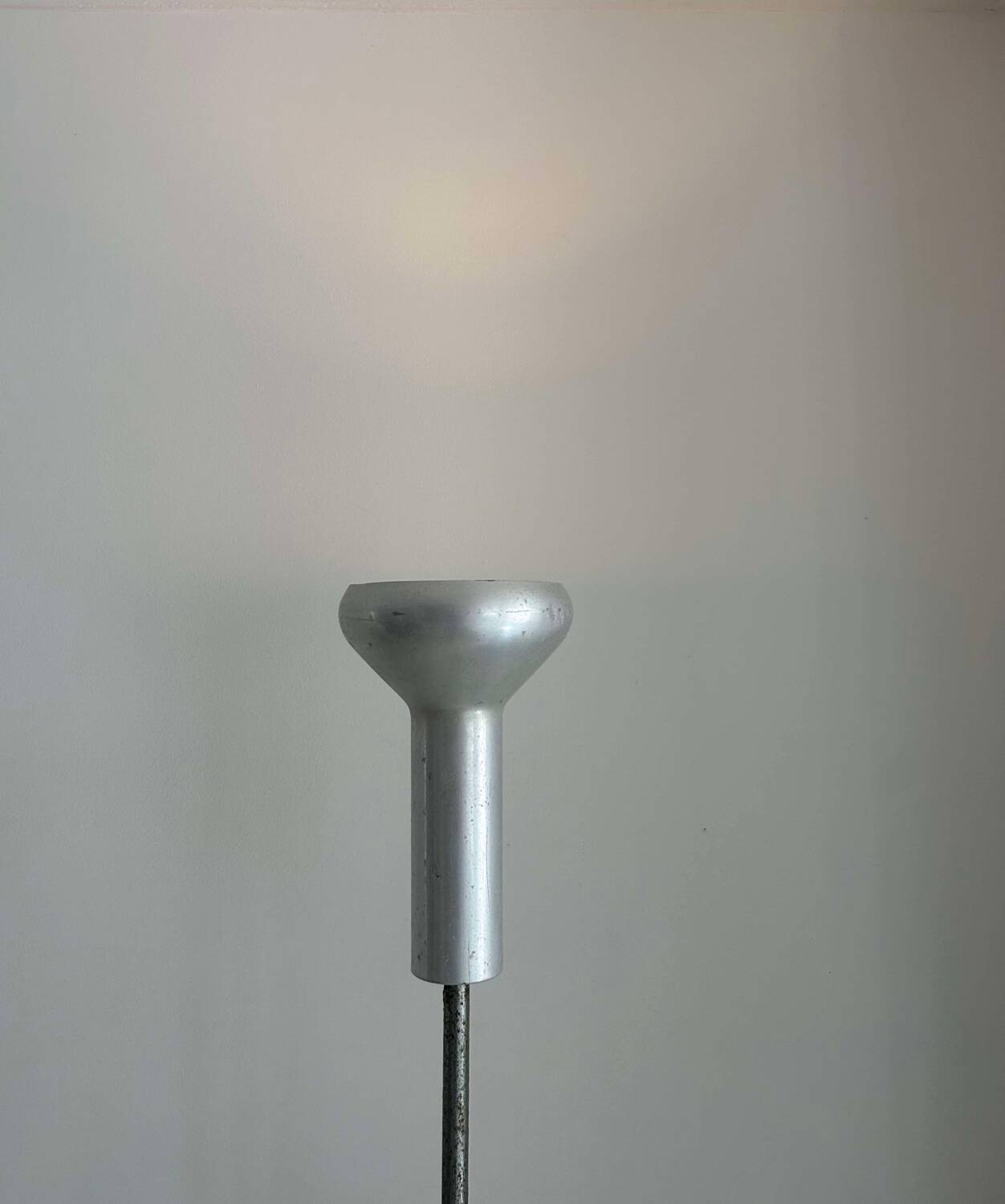 Vintage modernist floor lamp, Gino Sarfatti model 1073, Arteluce Italy 1956