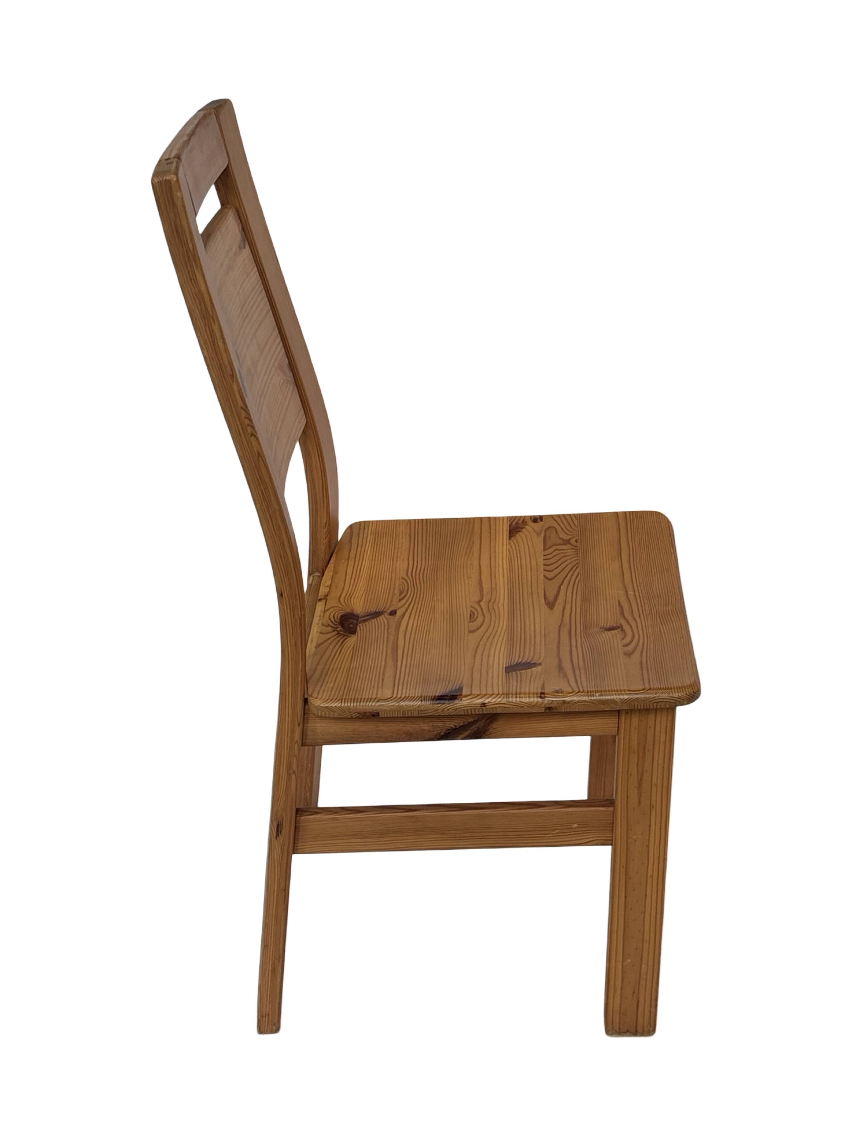 Vintage set of four dining room chairs Finnish Design Laukaan Puu