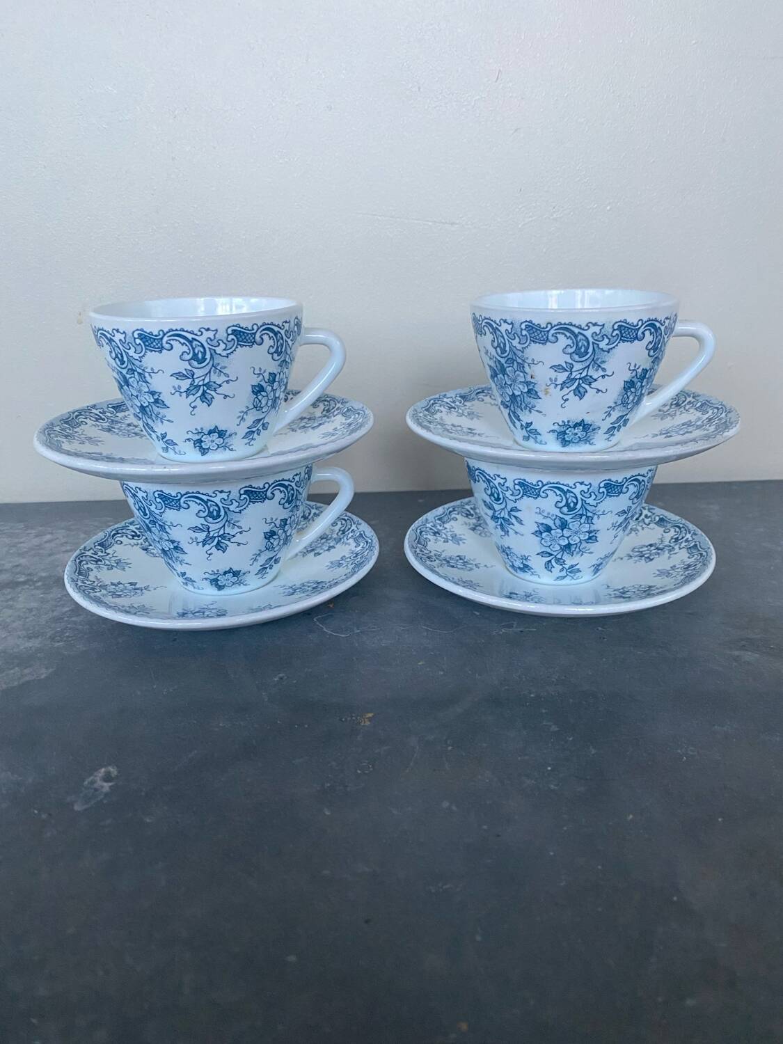 4 seventies cups and saucers from Rivanel