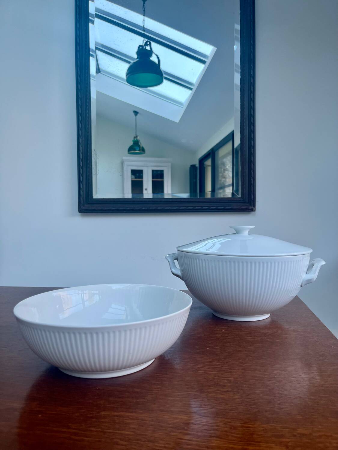 Soup tureen and large bowl in ribbed white porcelain, Royal Copenhagen