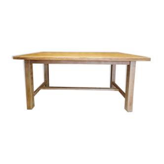 Farmhouse table