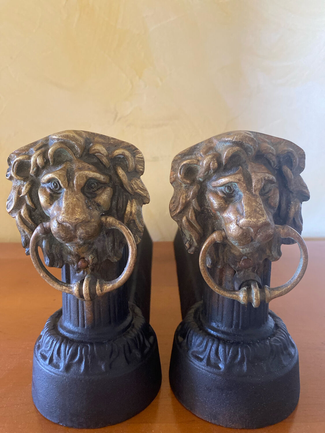 Fireplace - 1900-1910 pair of cast iron andirons
