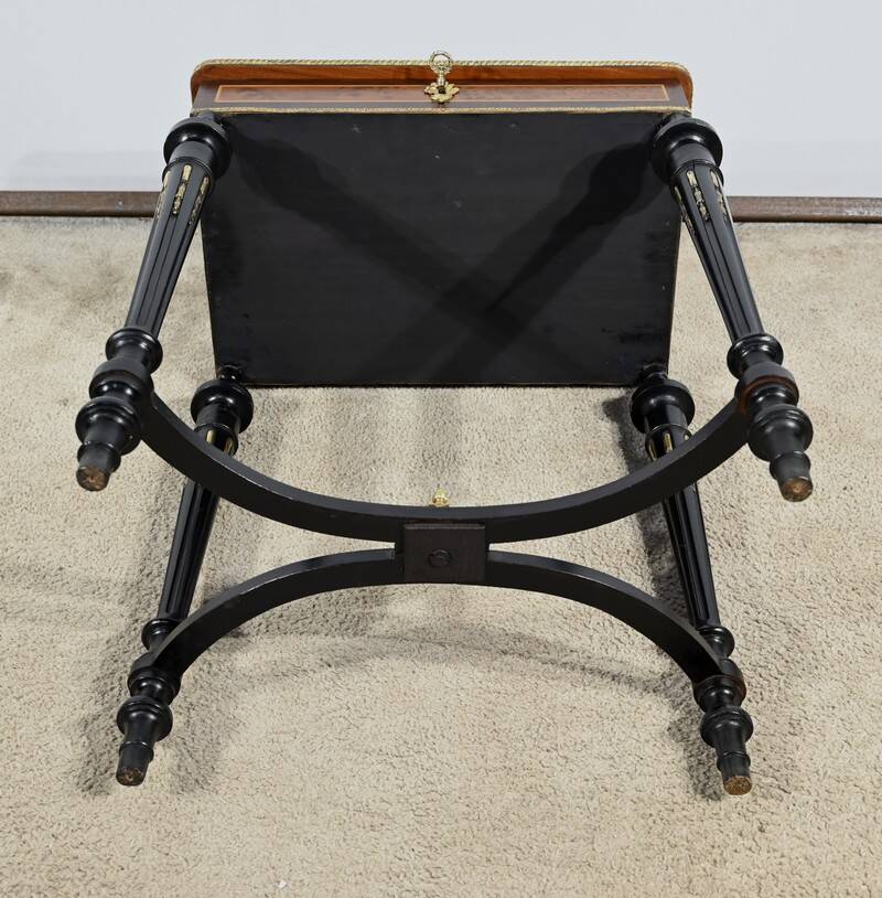 Small Living Room Table in Rosewood and Amboyna Burl, Louis XVI style, Napoleon III period – Mili