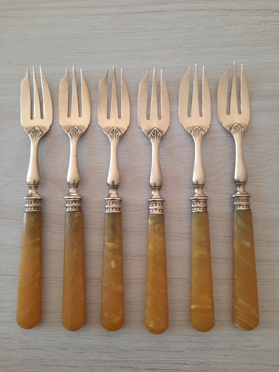 Old dessert forks