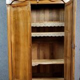 Exceptional Empire period wardrobe in solid walnut, 19th century, circa 1800