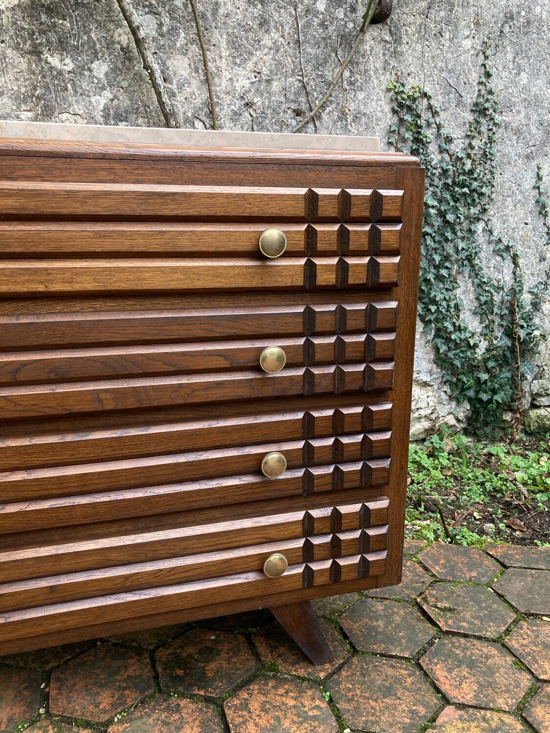 Vintage chest of drawers with splayed legs