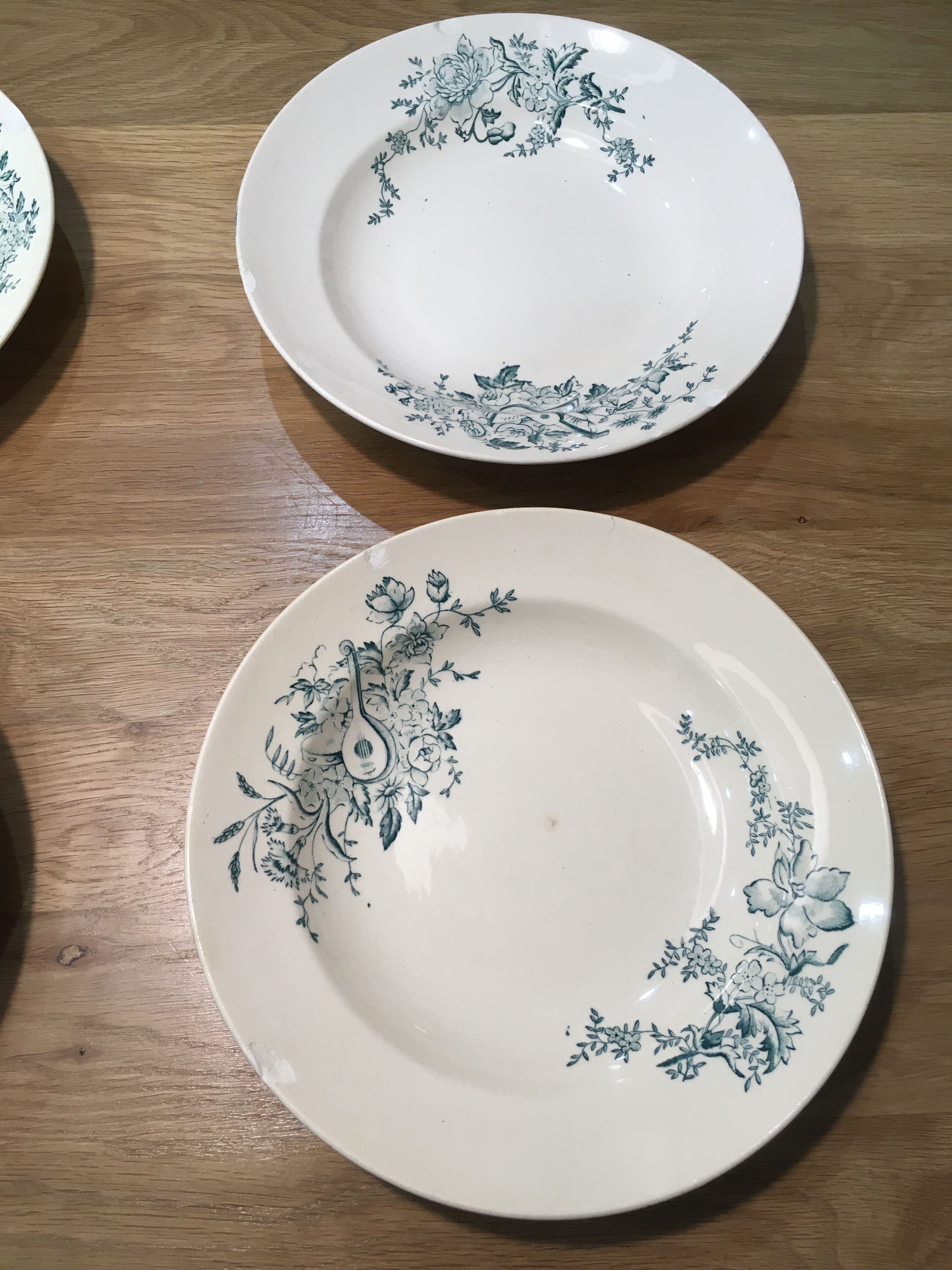 Lot 4 assiettes Terre de Fer Rameau Longchamp