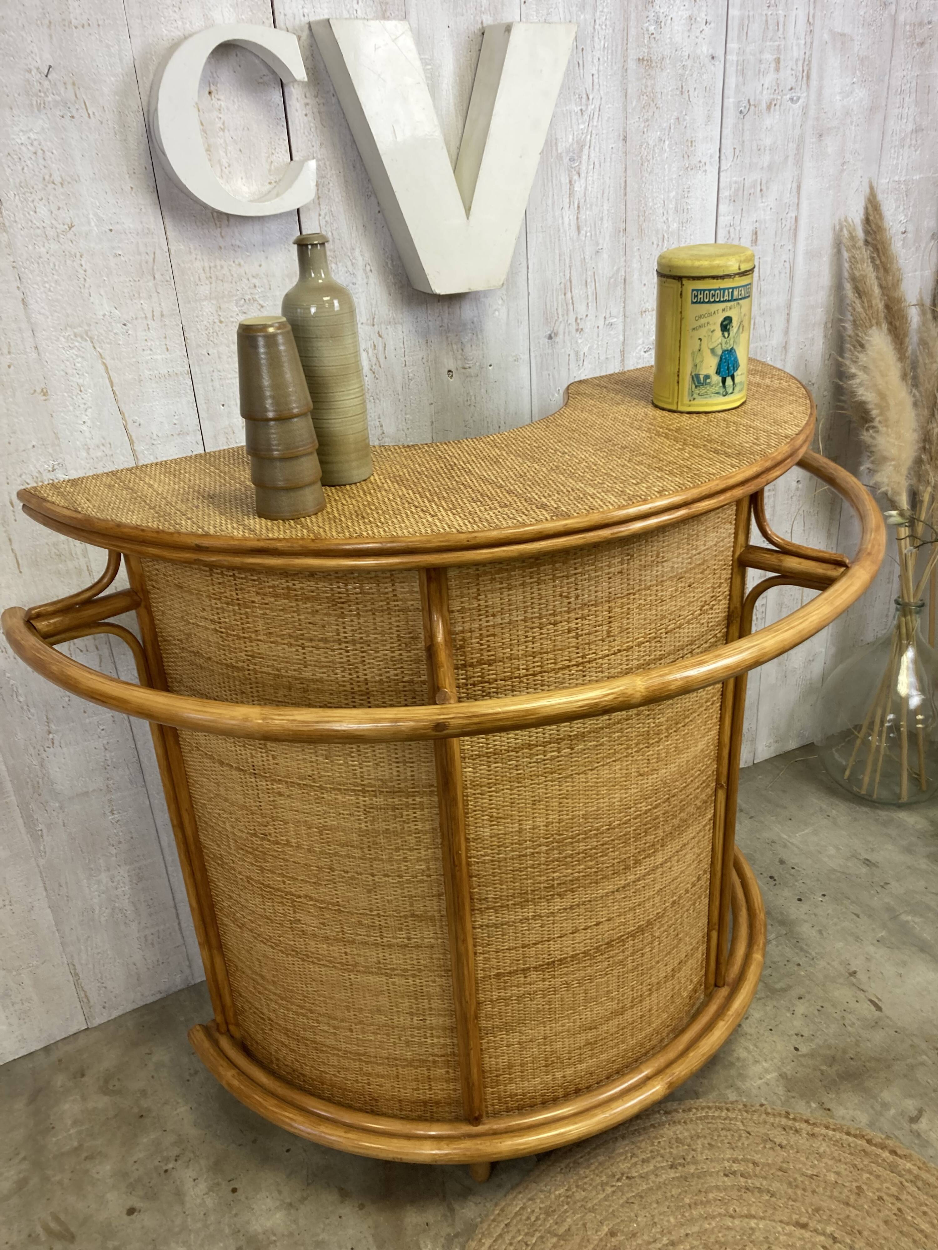 Bar en rotin vintage