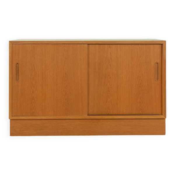 Buffet en placage de chêne, années 1960