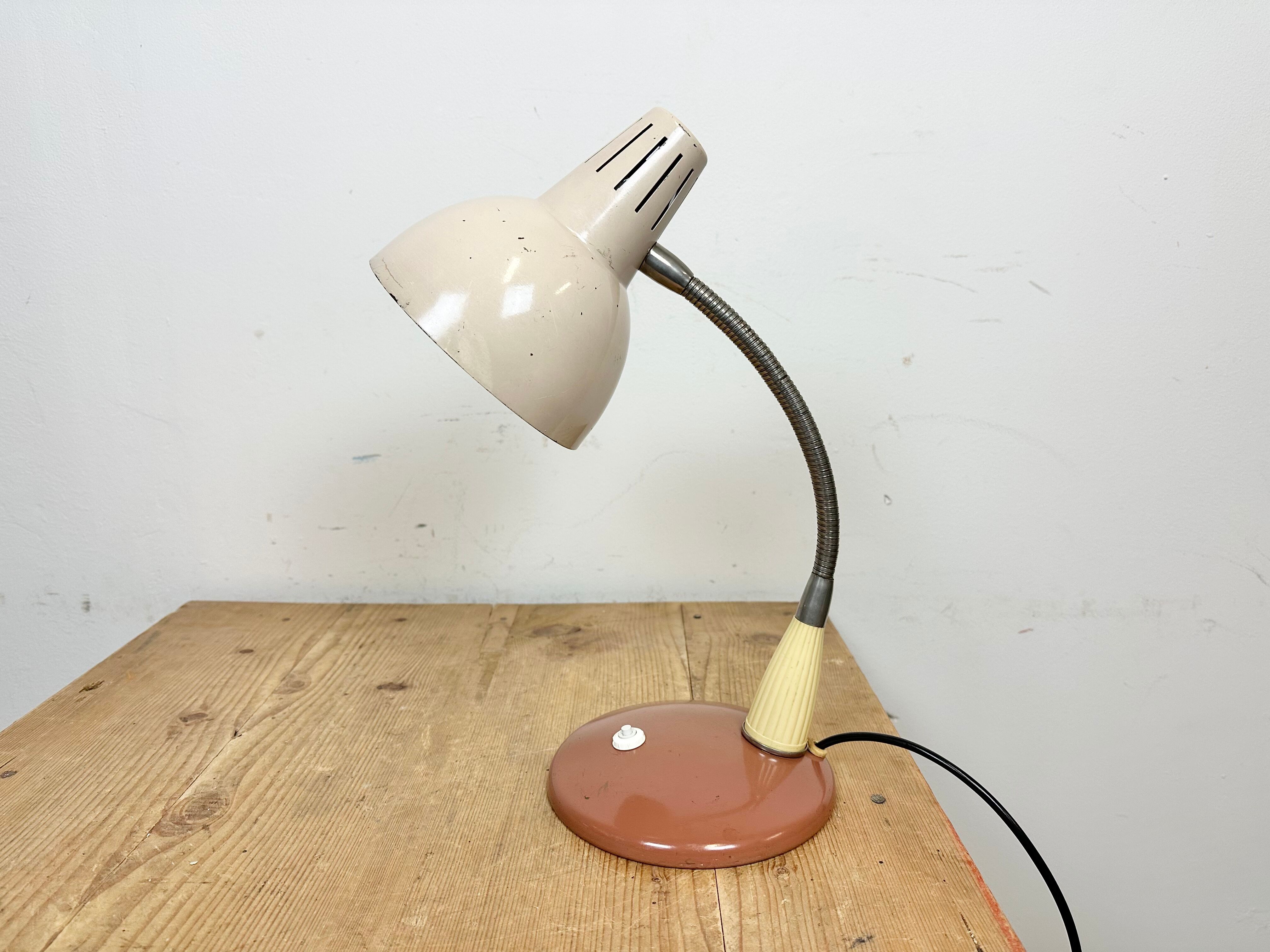 Vintage Industrial Gooseneck Table Lamp, 1960s