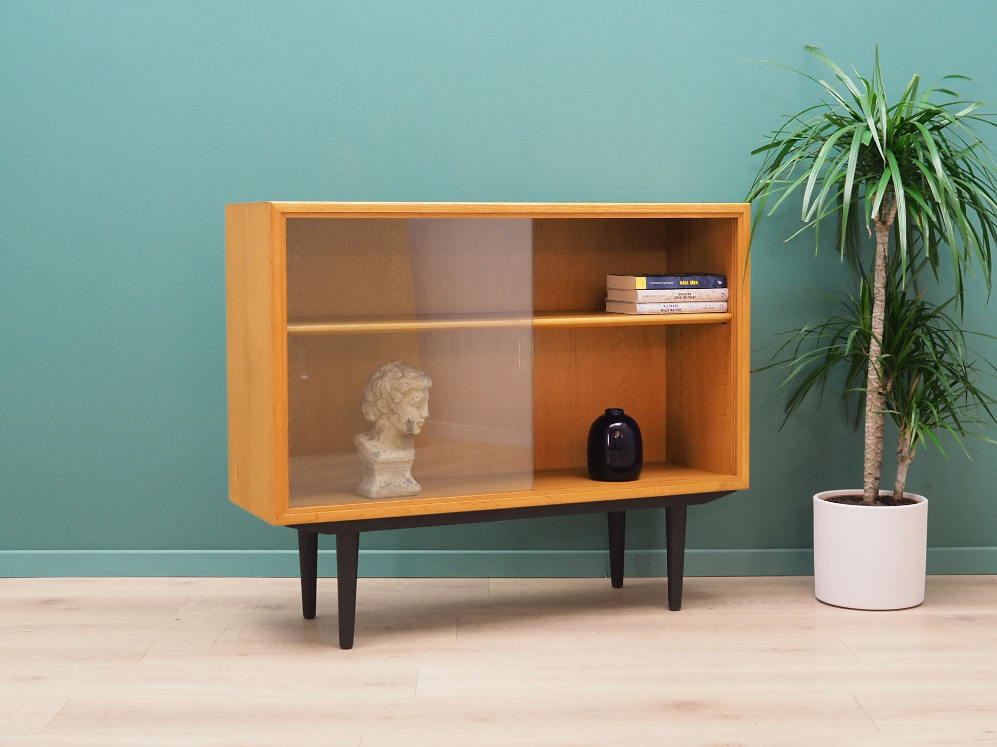Bookcase oak, Danish design, 60's, producer: Søborg, designer: Mogensen