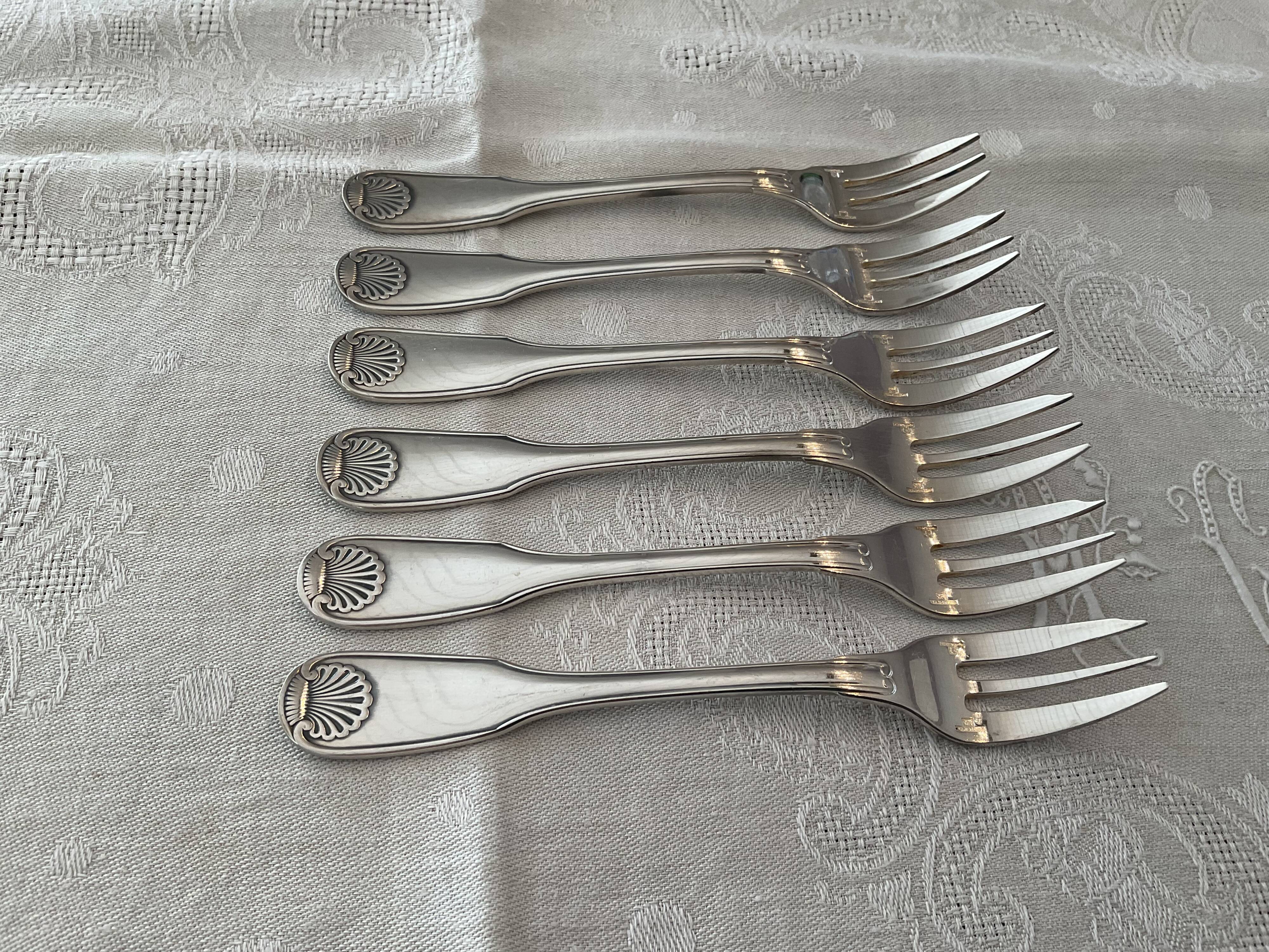 6 dessert forks. Christofle . Model Vendôme/shell