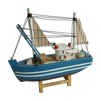 Wooden boat model