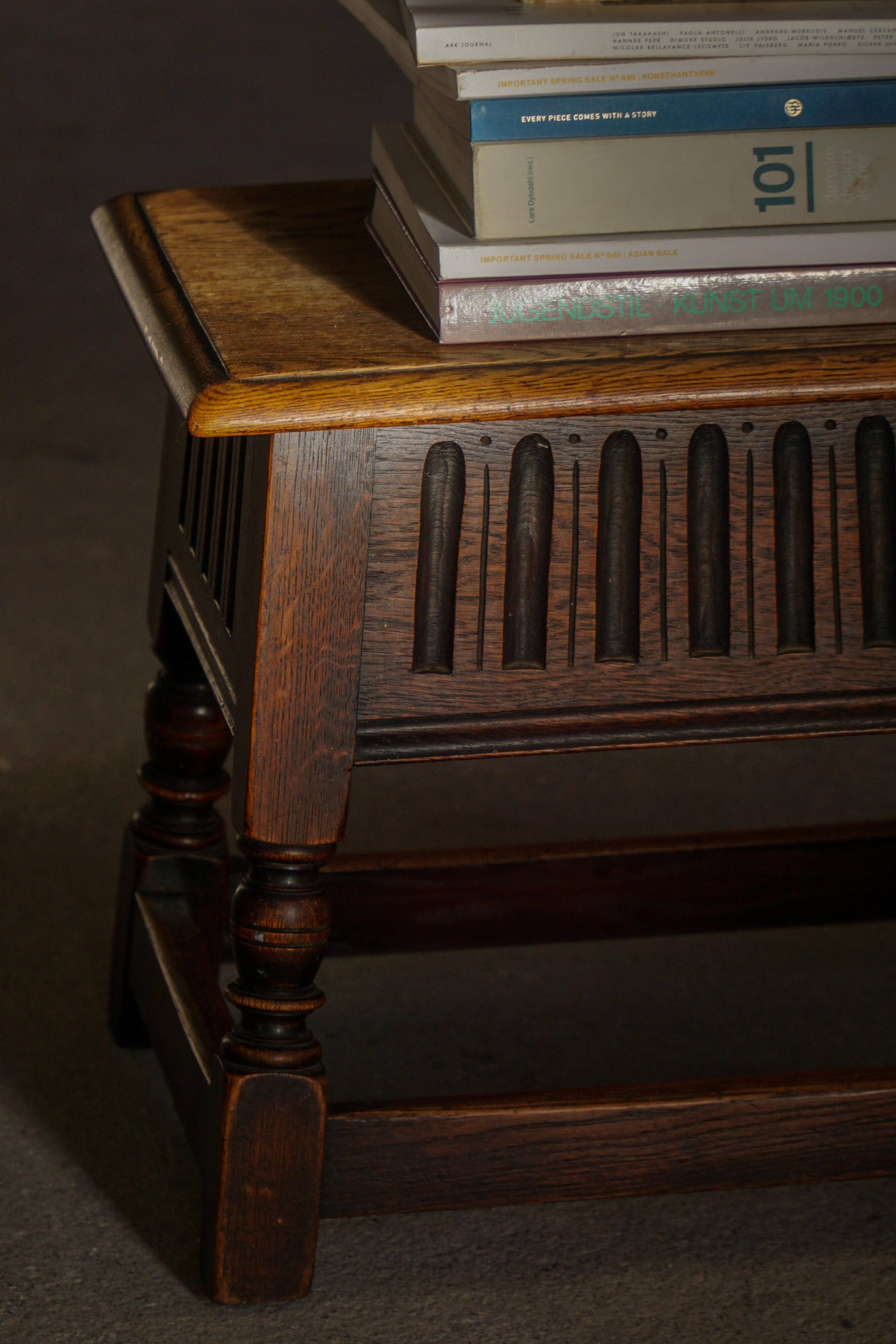 Scandinavian oak stool/box from the early 20th century, 1900s.