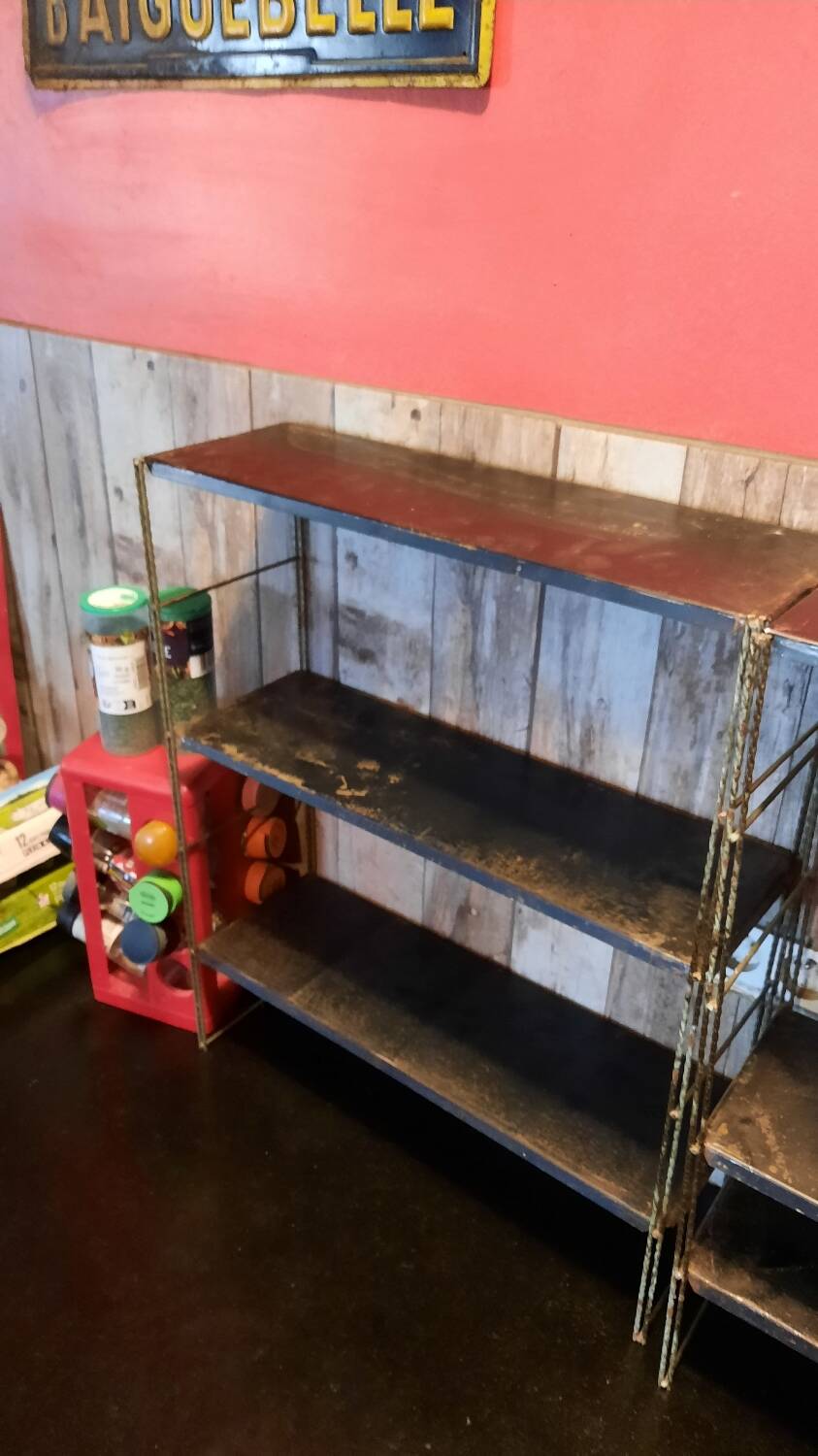 Set of two string shelves