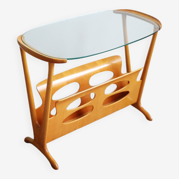 Vintage Cassina side table with magazine rack by Cesare Lacca 1950