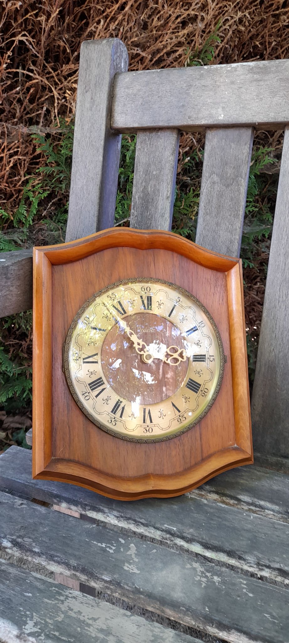 Wooden & brass wall clock, quartz star, retro chic country style - 1960