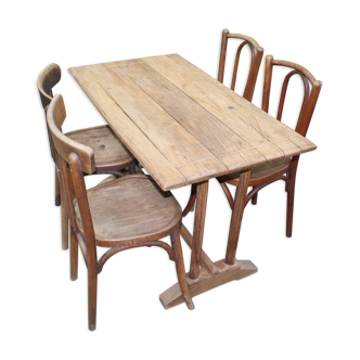 Ensemble d'une table et 4 chaises de bistrot