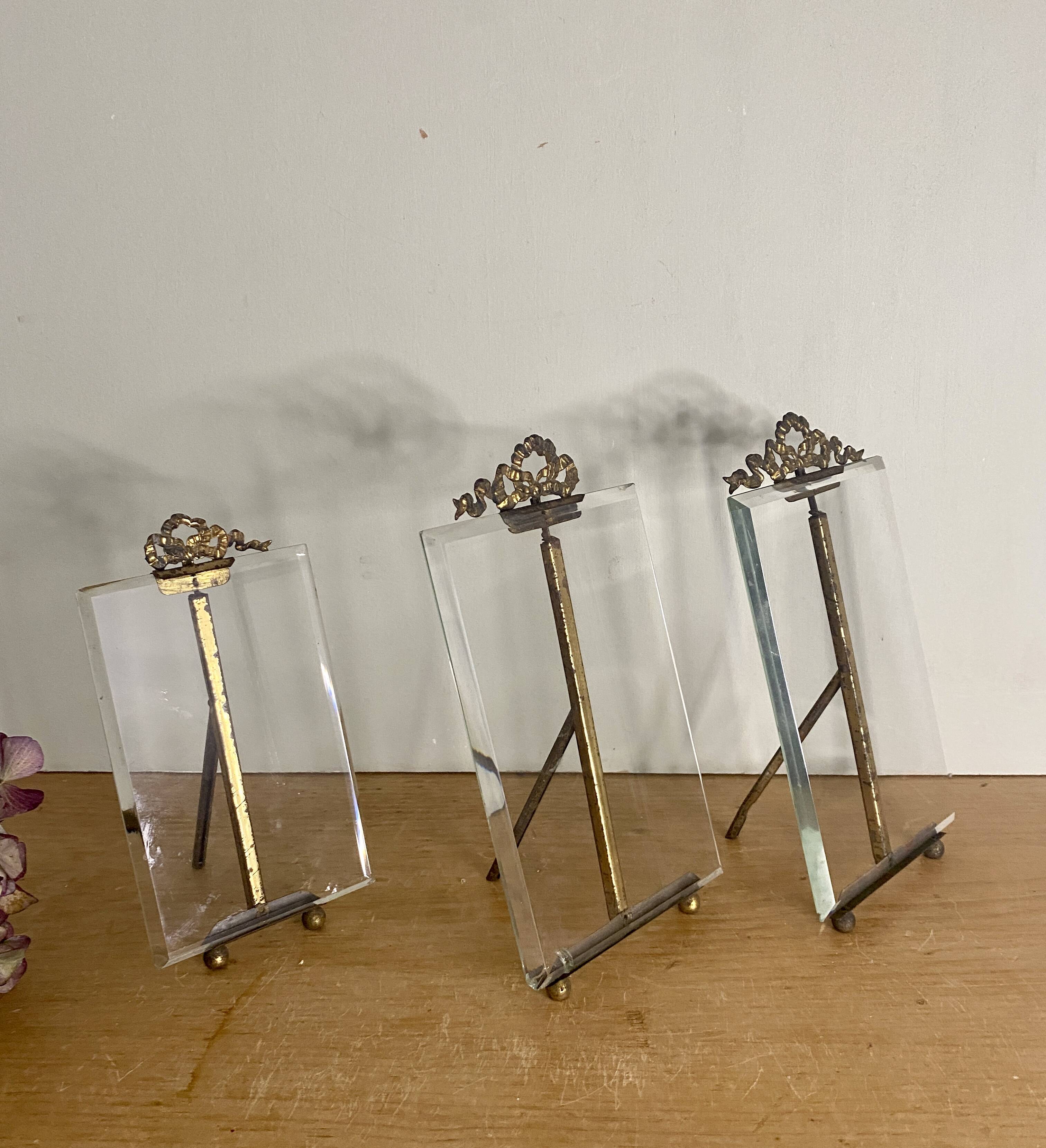 Lot de 3 cadres anciens art déco en verre biseauté et laiton