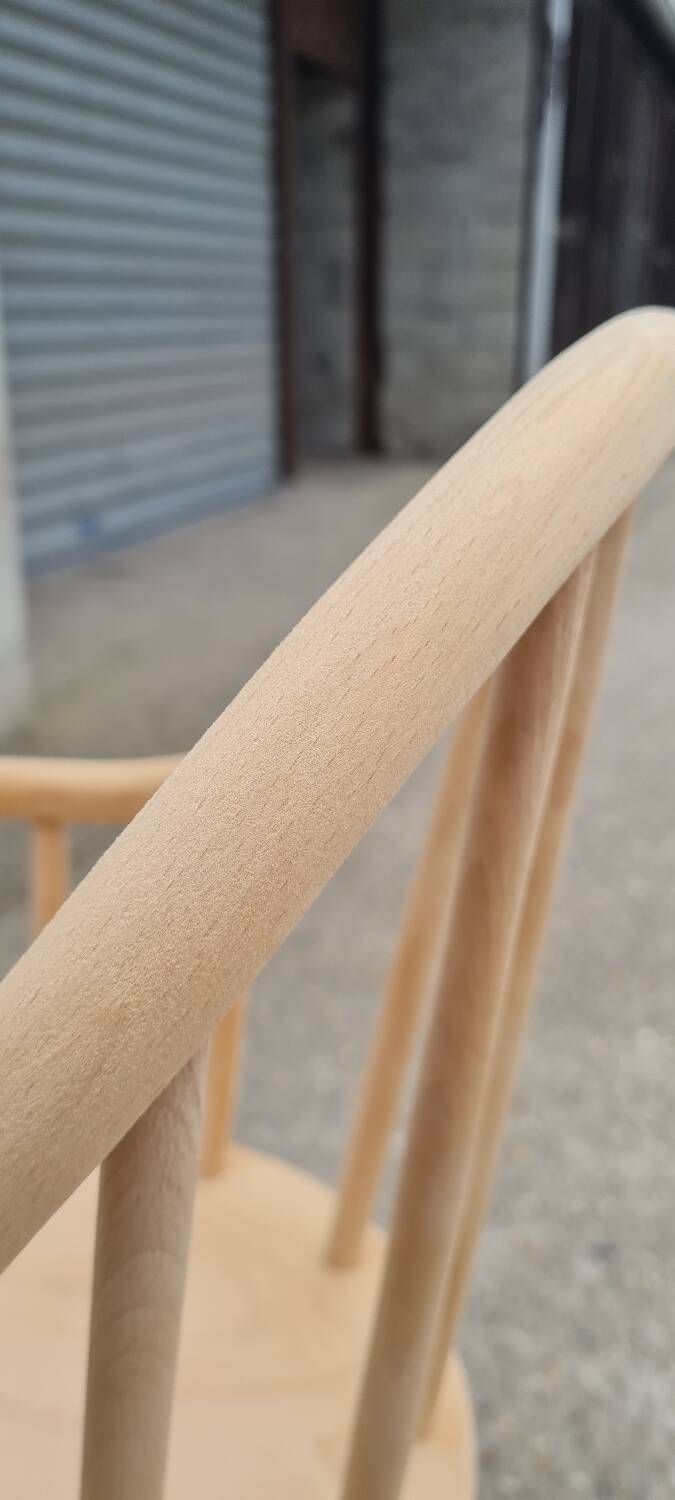 Chaise haute pour bébé scandinave