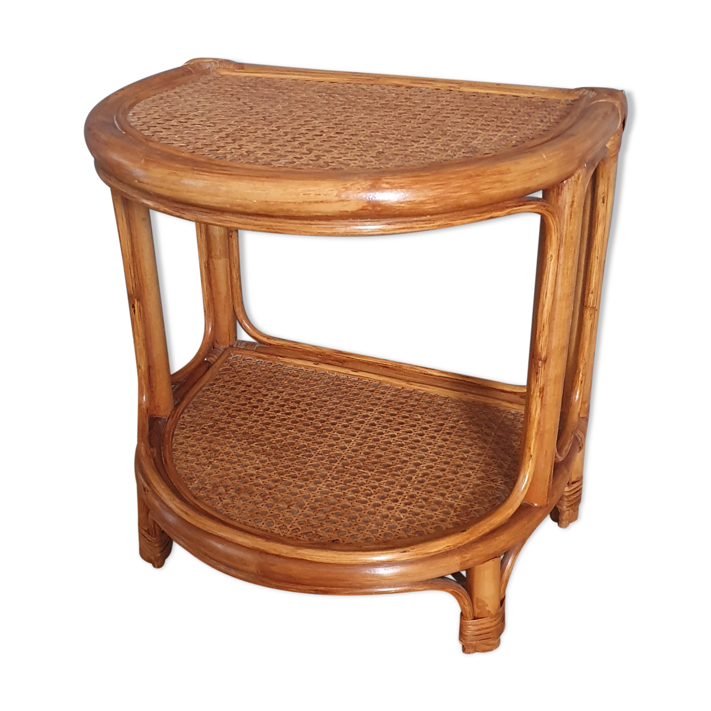 Etagère en rotin
