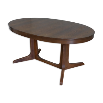 Baumann oval elm table