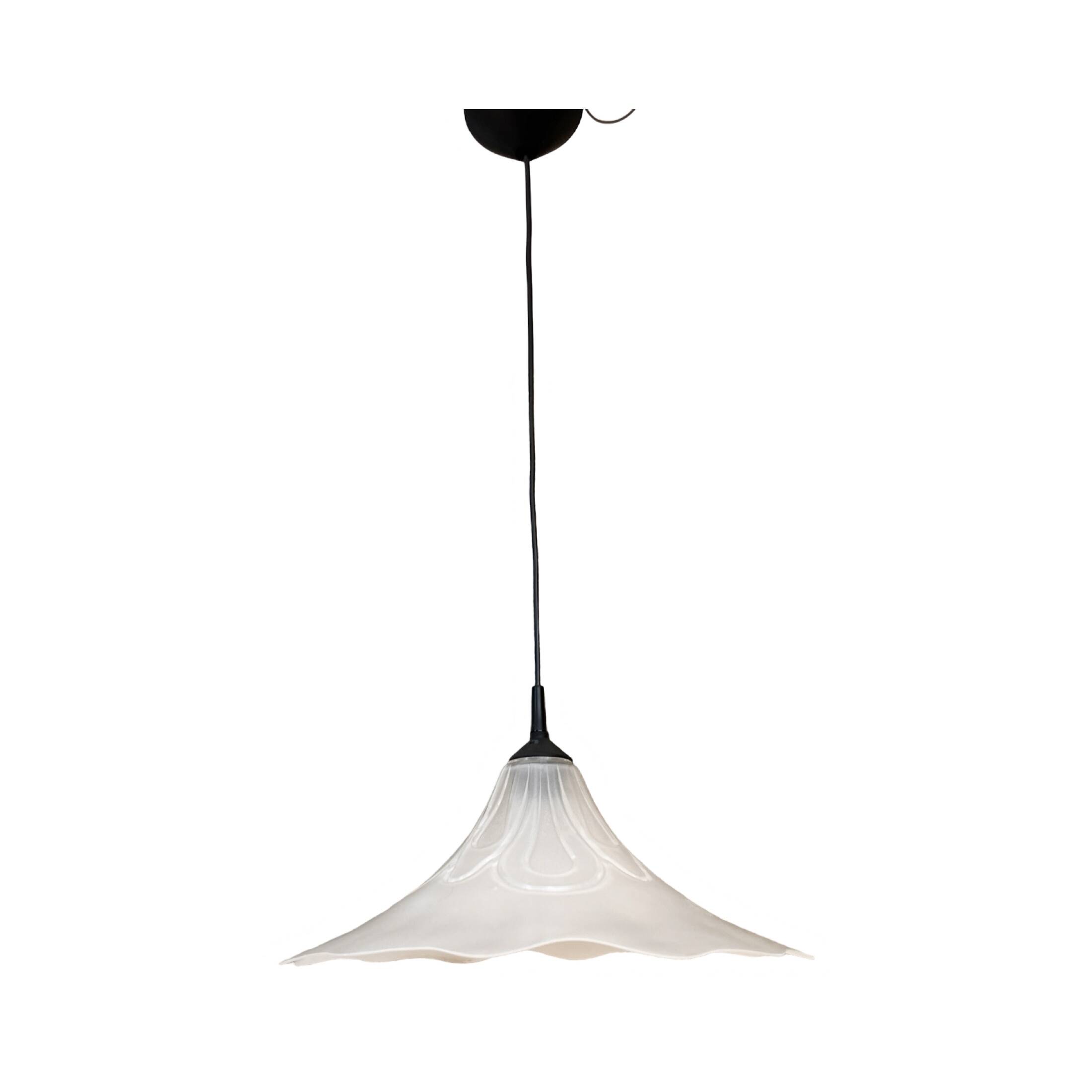 Flower shape hanging lamp, Narva Leuchen, Germany, 1970s.