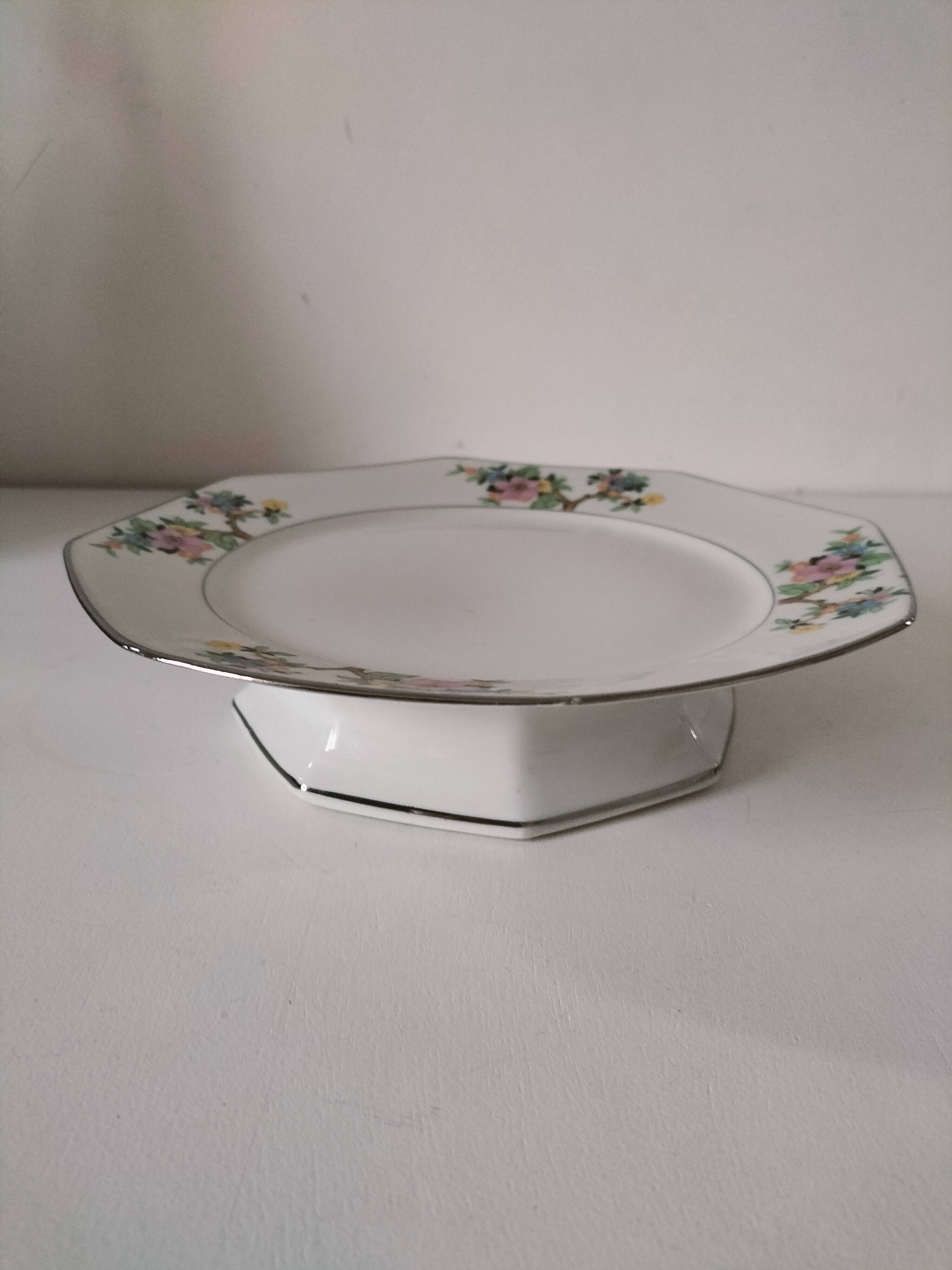 Vierzon porcelain footed plate – Edgar Gaucher, 1950s