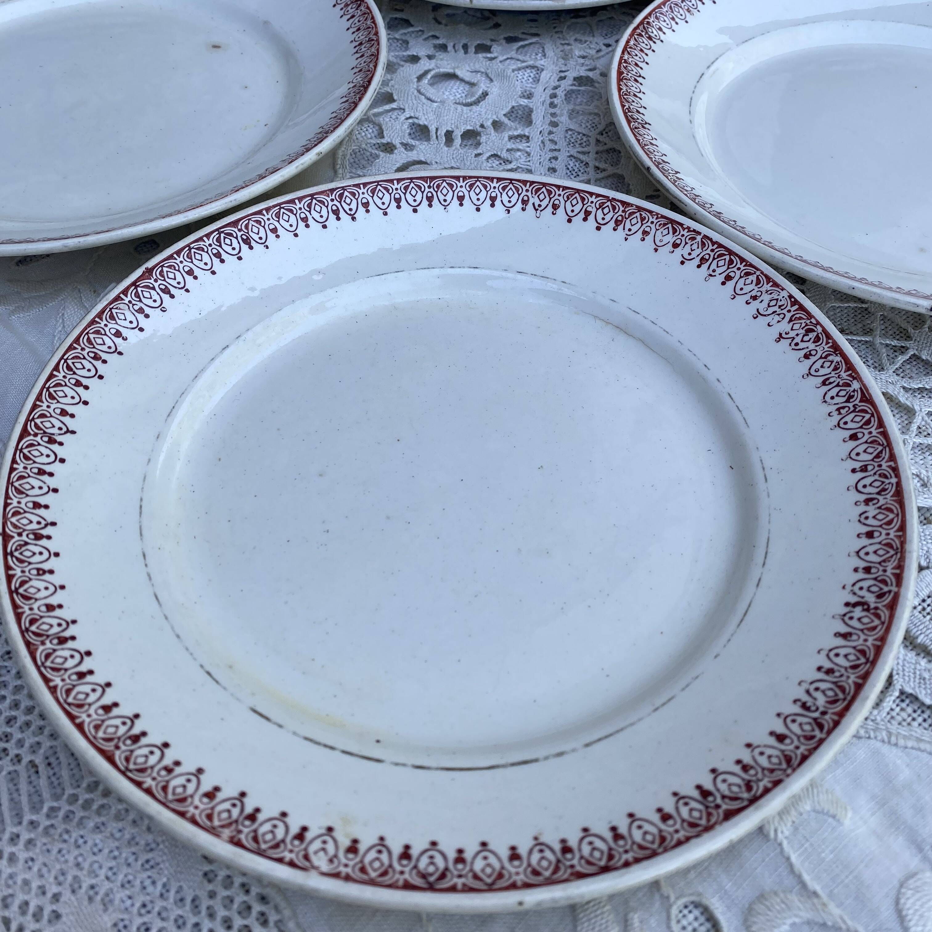 Assiettes  à dessert terre de fer St Amand