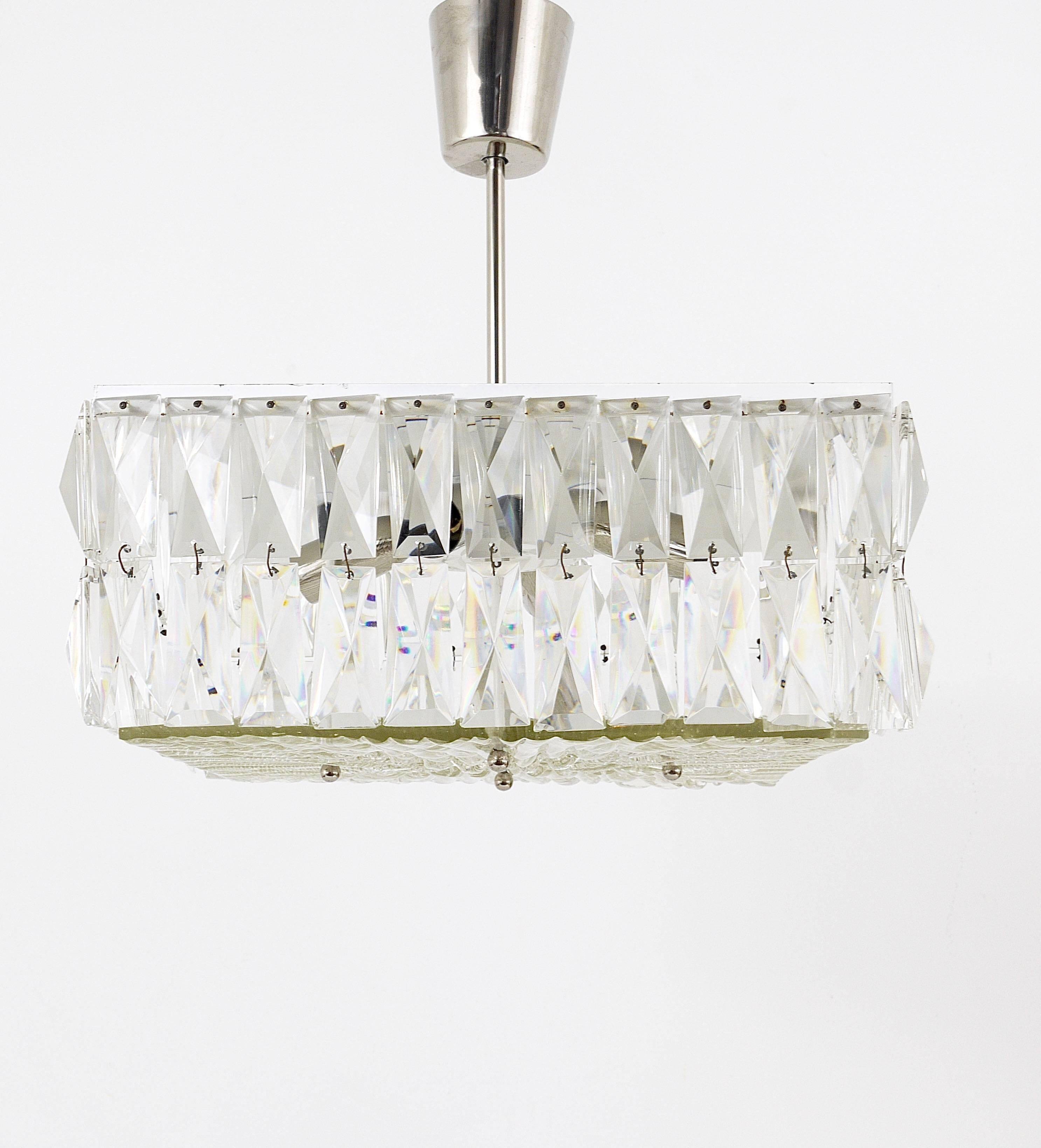 Bakalowits Vienna Faceted Crystal Chandelier Mid-Century, Austria, 1960s