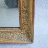 Mirror restoration in Golden stucco