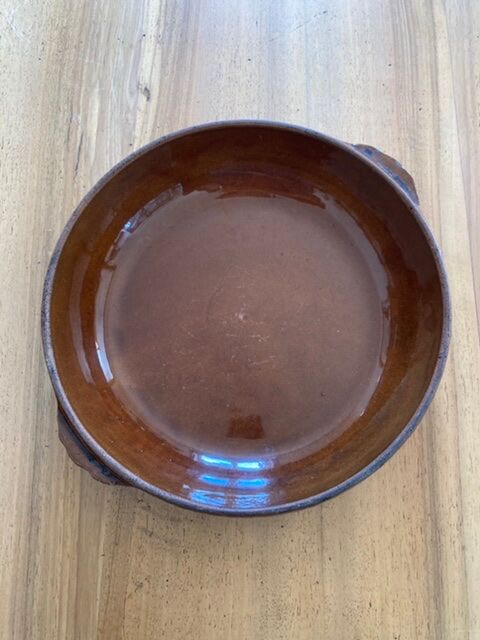 Dish in glazed earth Digoin