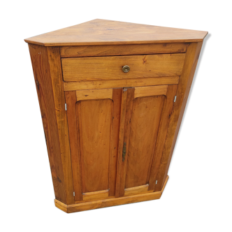 Parisian-style corner furniture