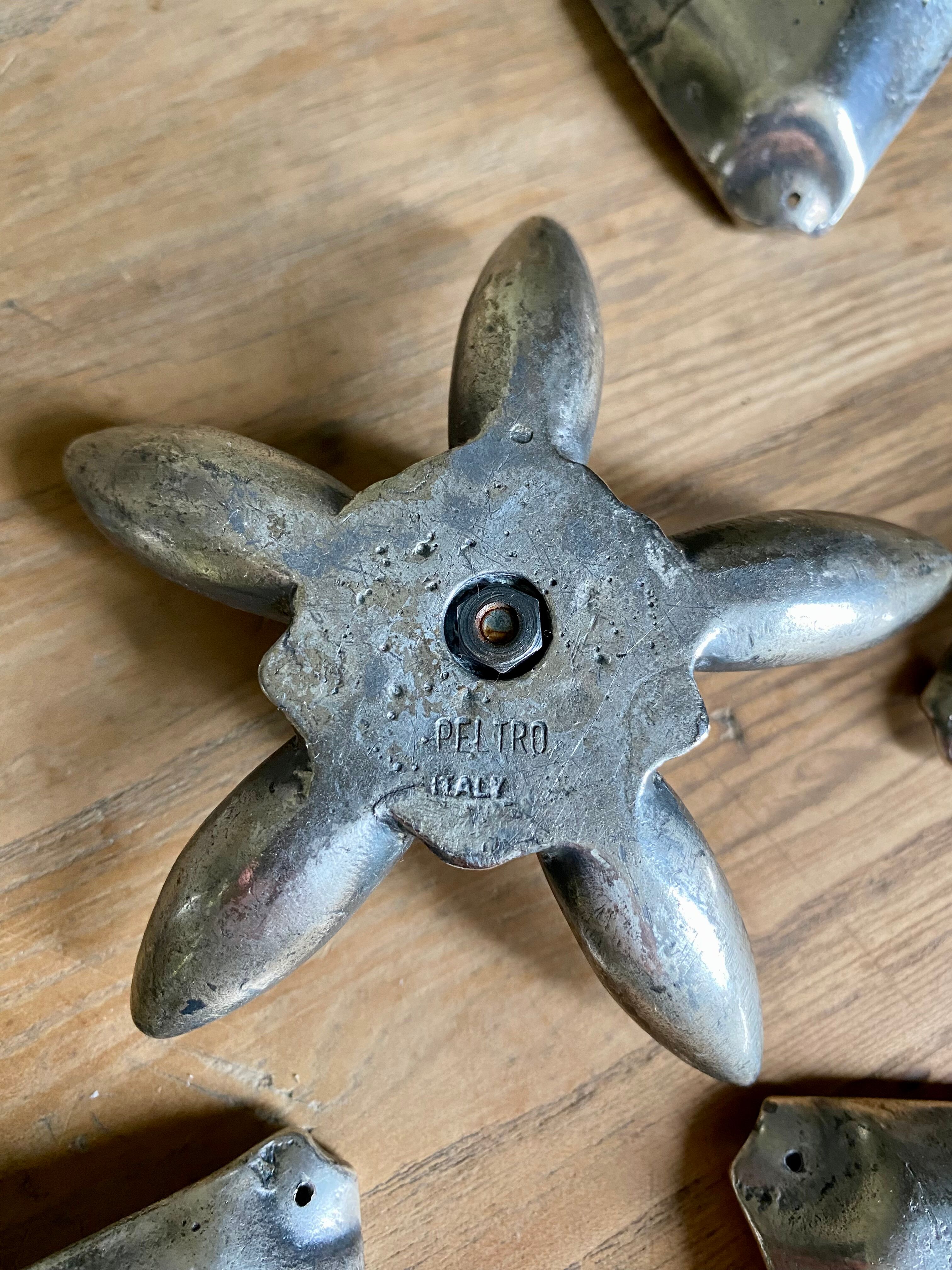 70s flower ashtray in metal