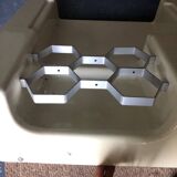 Low bar table