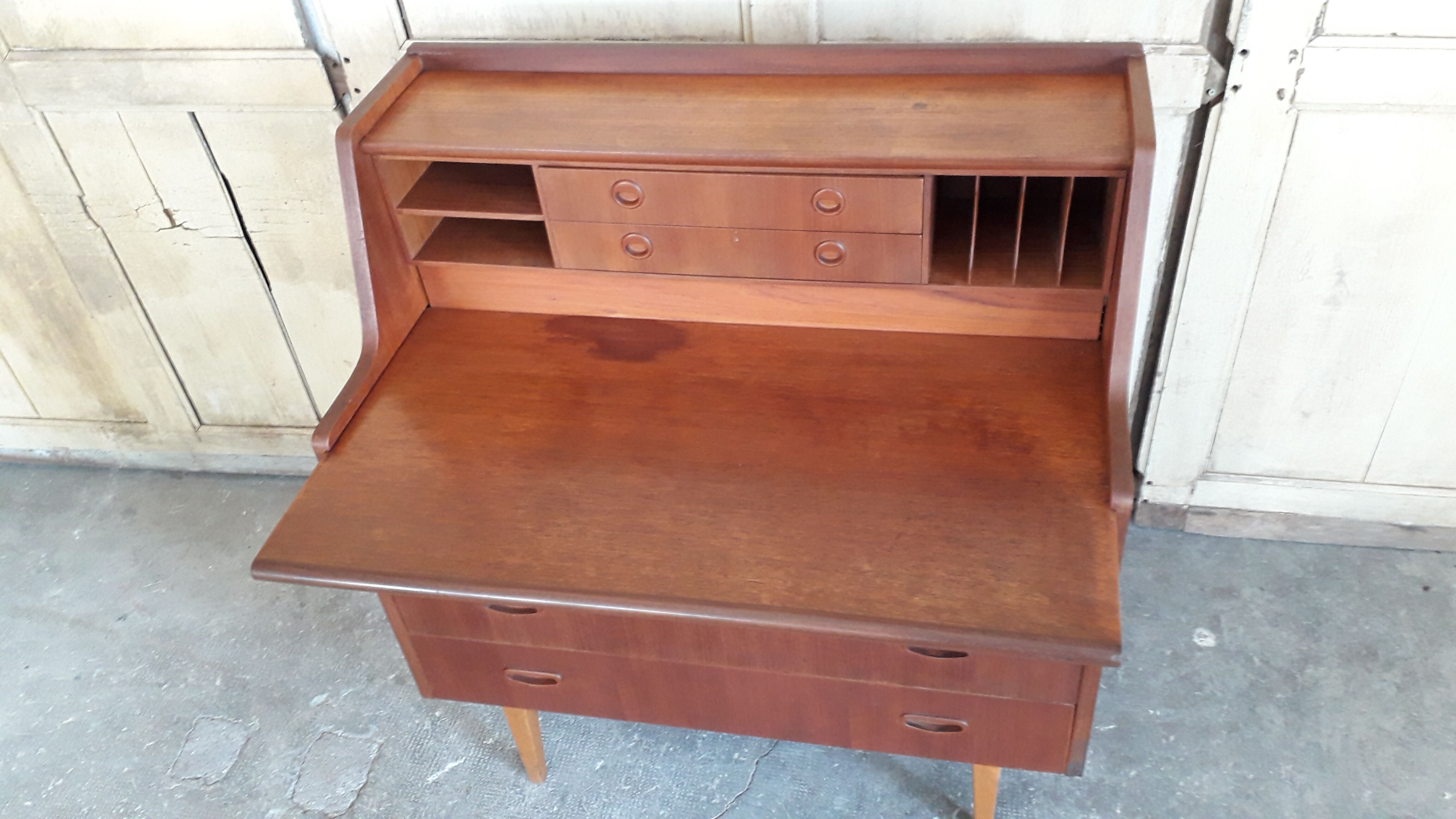 Secrétaire scandinave en teck
